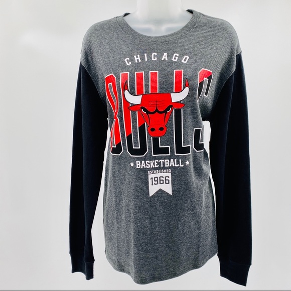 NBA Tops - 🎉Authentic NBA Chicago Bulls Long Sleeve ShirtA01